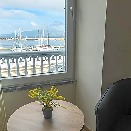 Vandrarhem Nereida Horta (Azores)