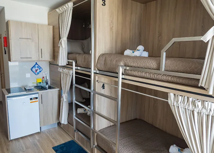 Nereida Hostel Horta (Azores)